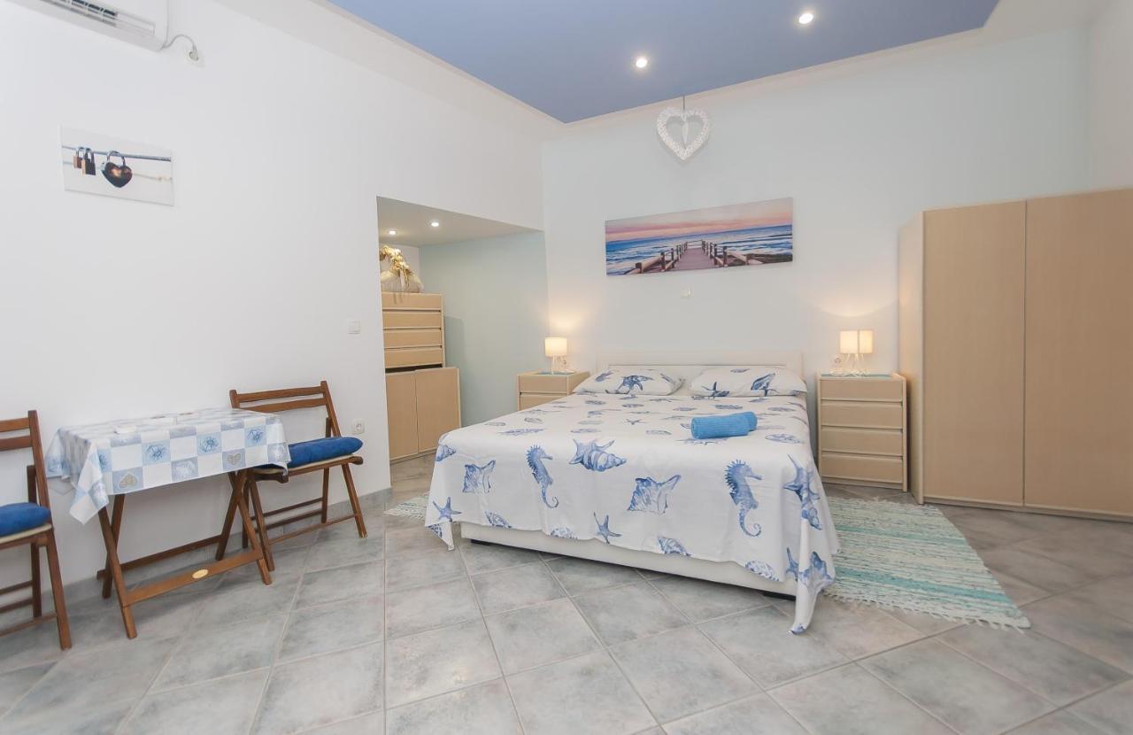 Apartment Brajki Omiš Exteriör bild